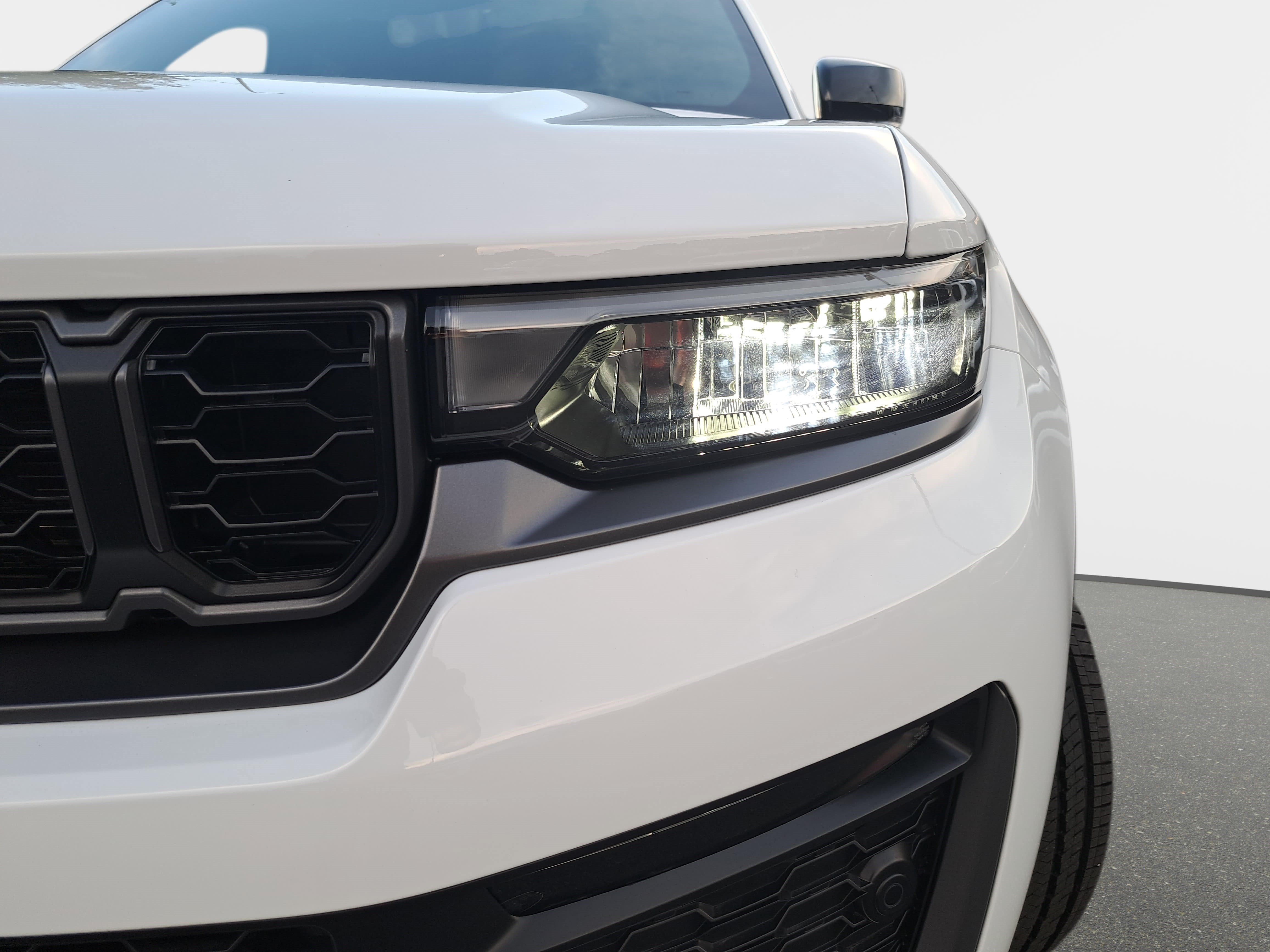 New 2026 Jeep Grand Cherokee Limited AWD/4WD image 28