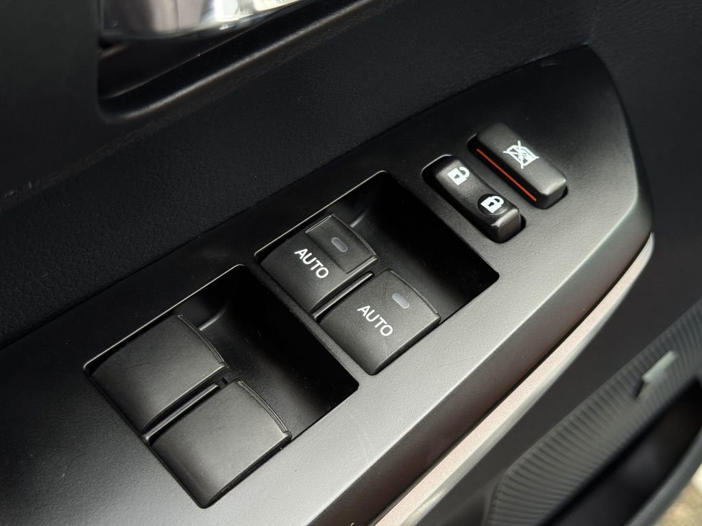 Used 2015 Toyota Tundra 1794 Edition image 11