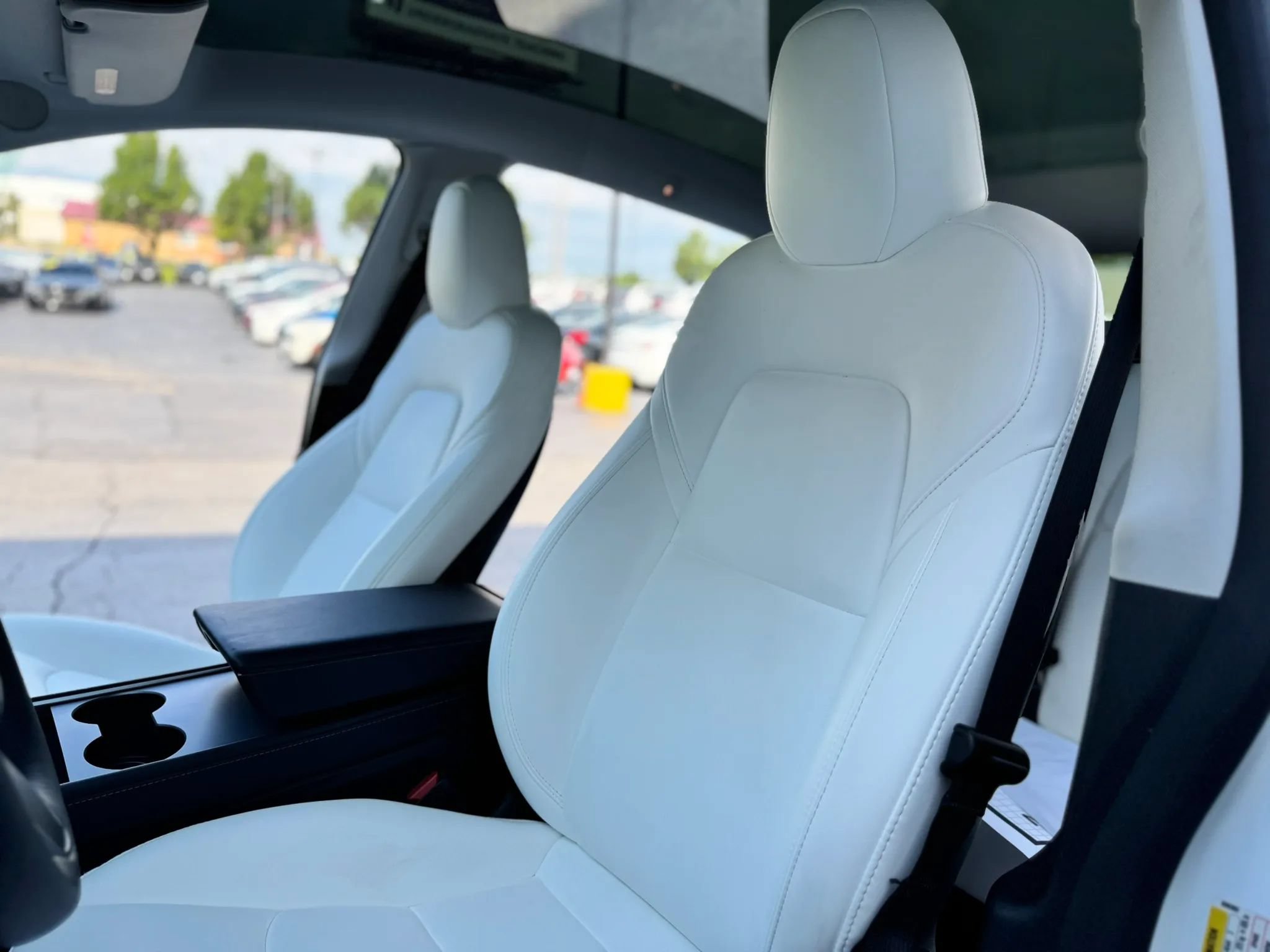 Used 2023 Tesla Model Y Long Range AWD/4WD image 10