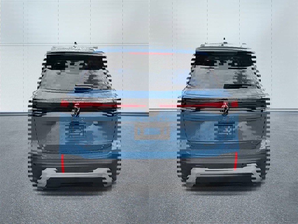 New 2025 Volkswagen Tiguan SE image 4