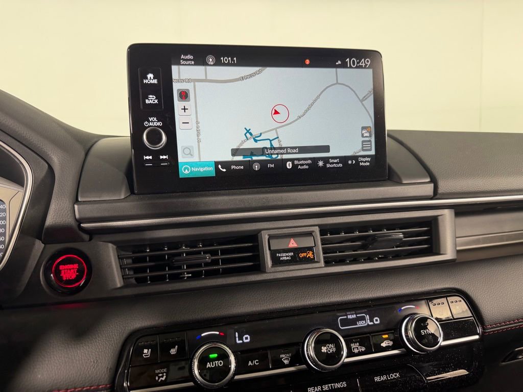 Used 2025 Honda Pilot Black Edition image 15