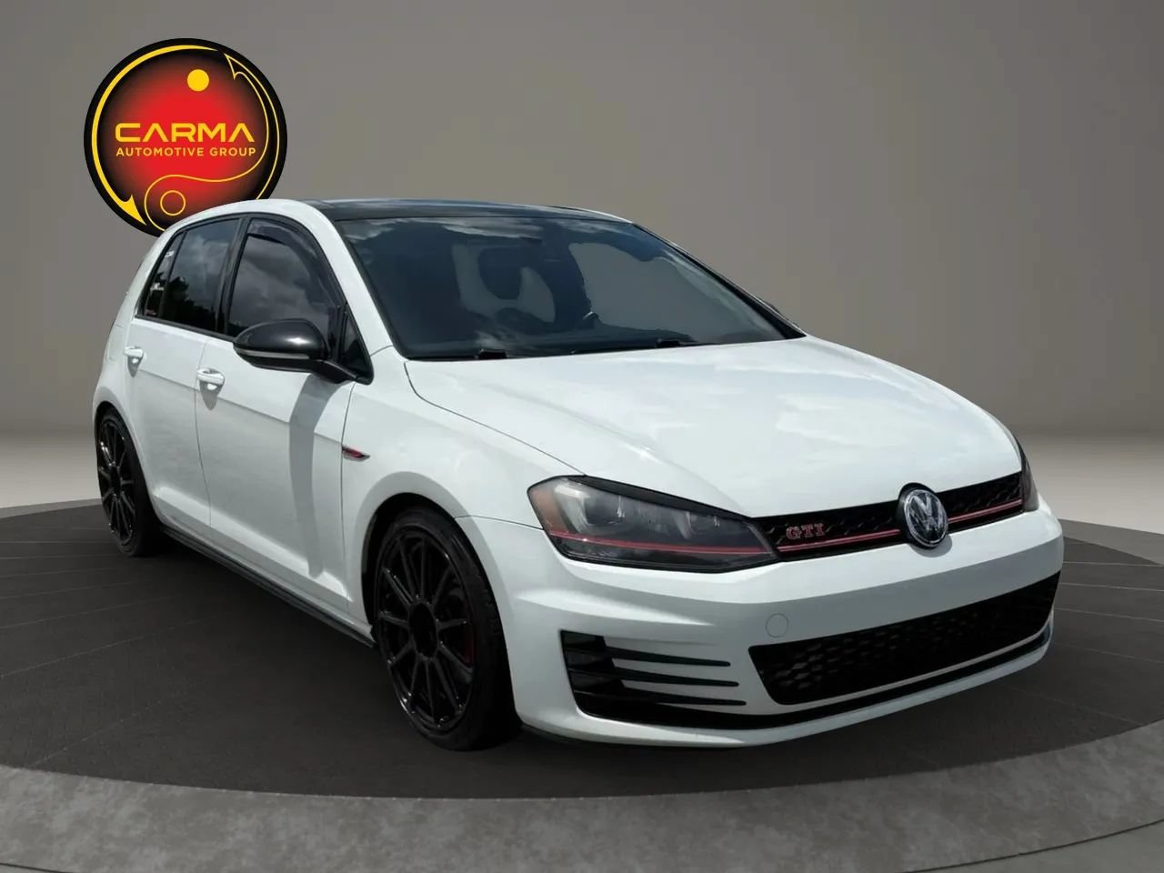 Used 2017 Volkswagen GTI SE FWD image 7