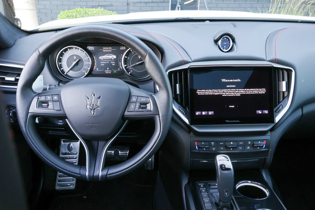 Used 2024 Maserati Ghibli Modena Ultima Q4 AWD/4WD image 9
