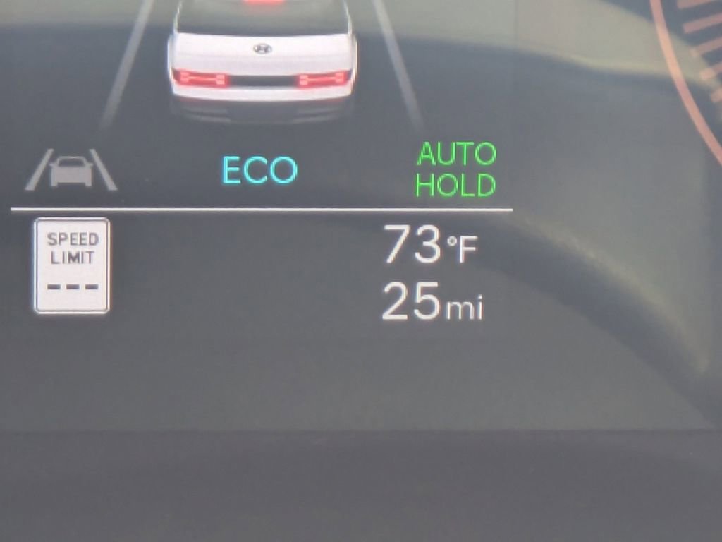 New 2026 Hyundai Santa Fe SE image 35