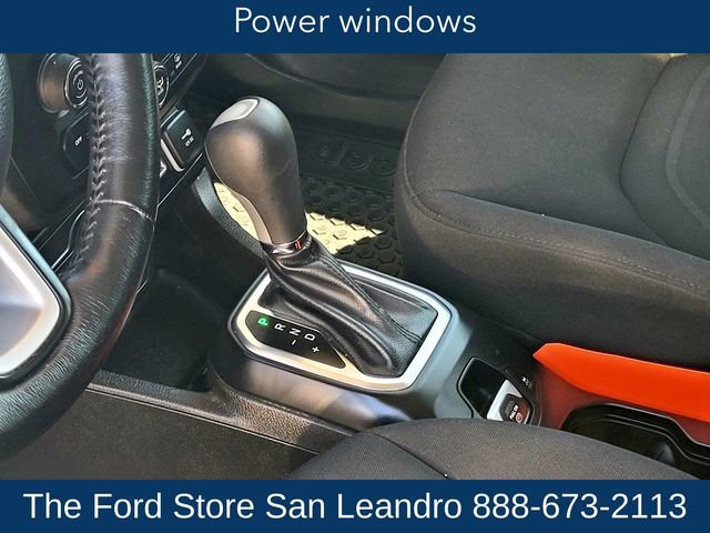 Used 2021 Jeep Renegade Latitude w/ Convenience Group AWD/4WD image 23