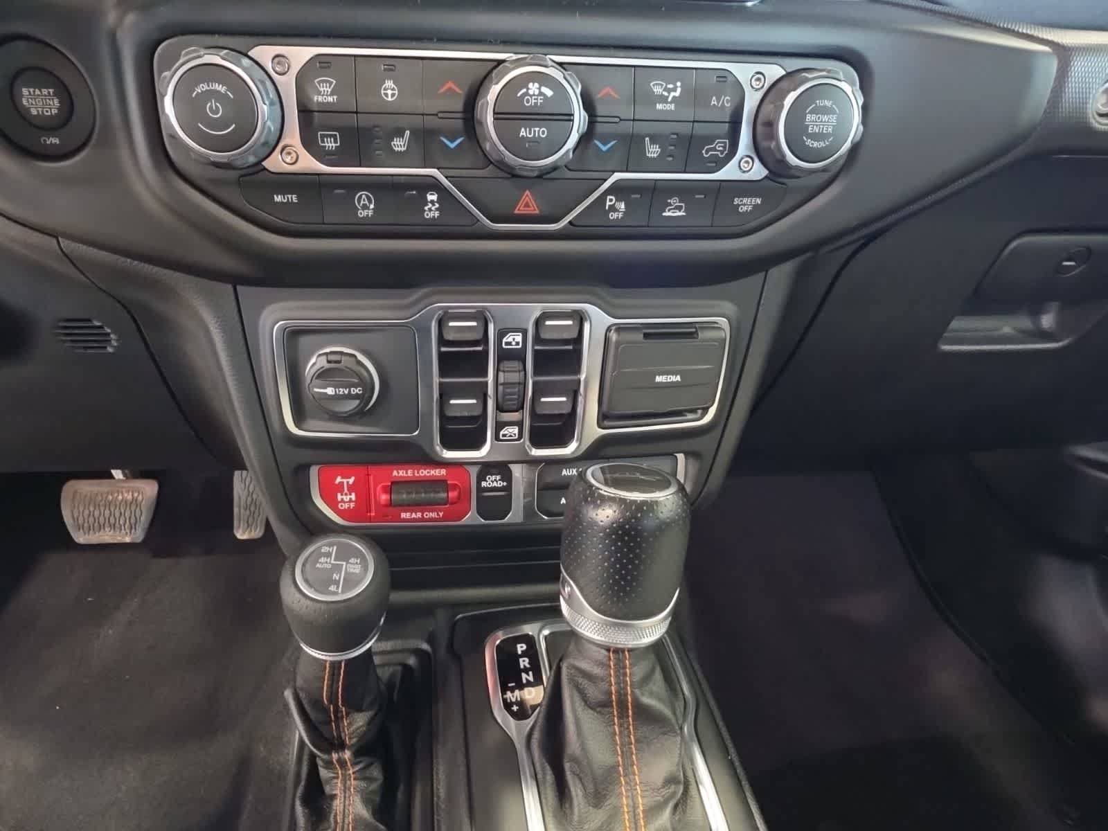 Used 2021 Jeep Gladiator Mojave w/ Dual Top Group AWD/4WD image 27