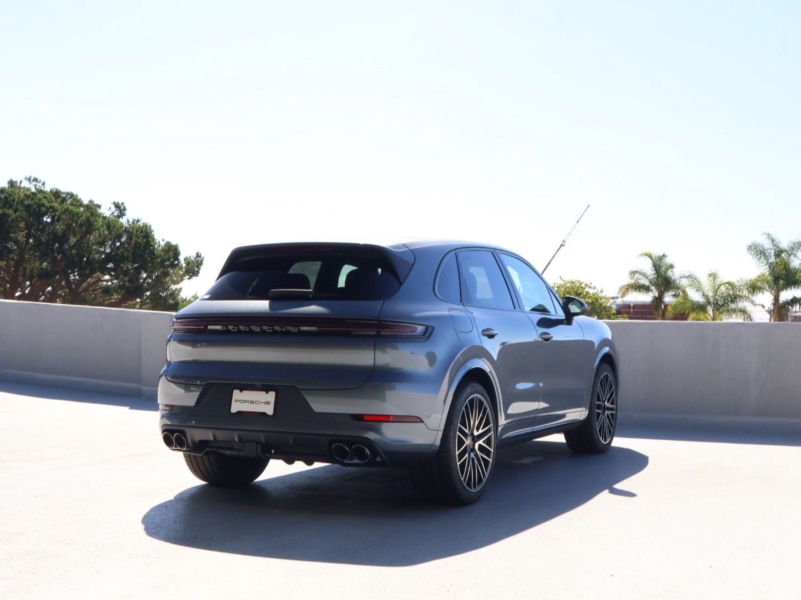 New 2026 Porsche Cayenne AWD/4WD image 9