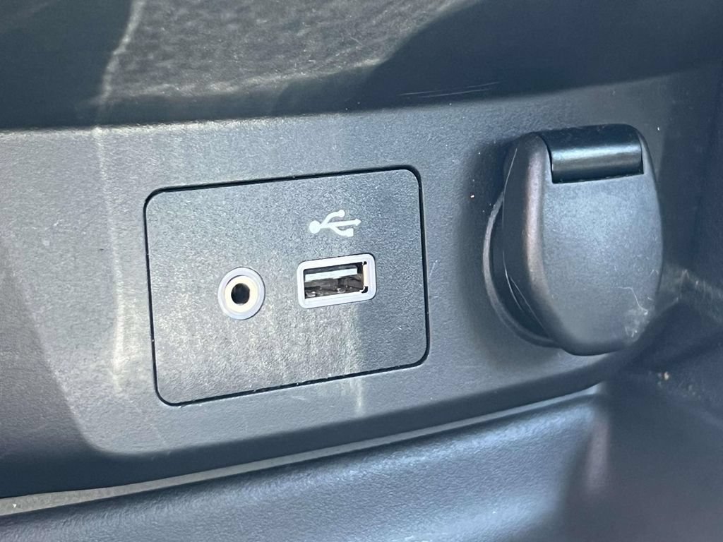 Used 2020 Nissan Rogue SV AWD/4WD image 28