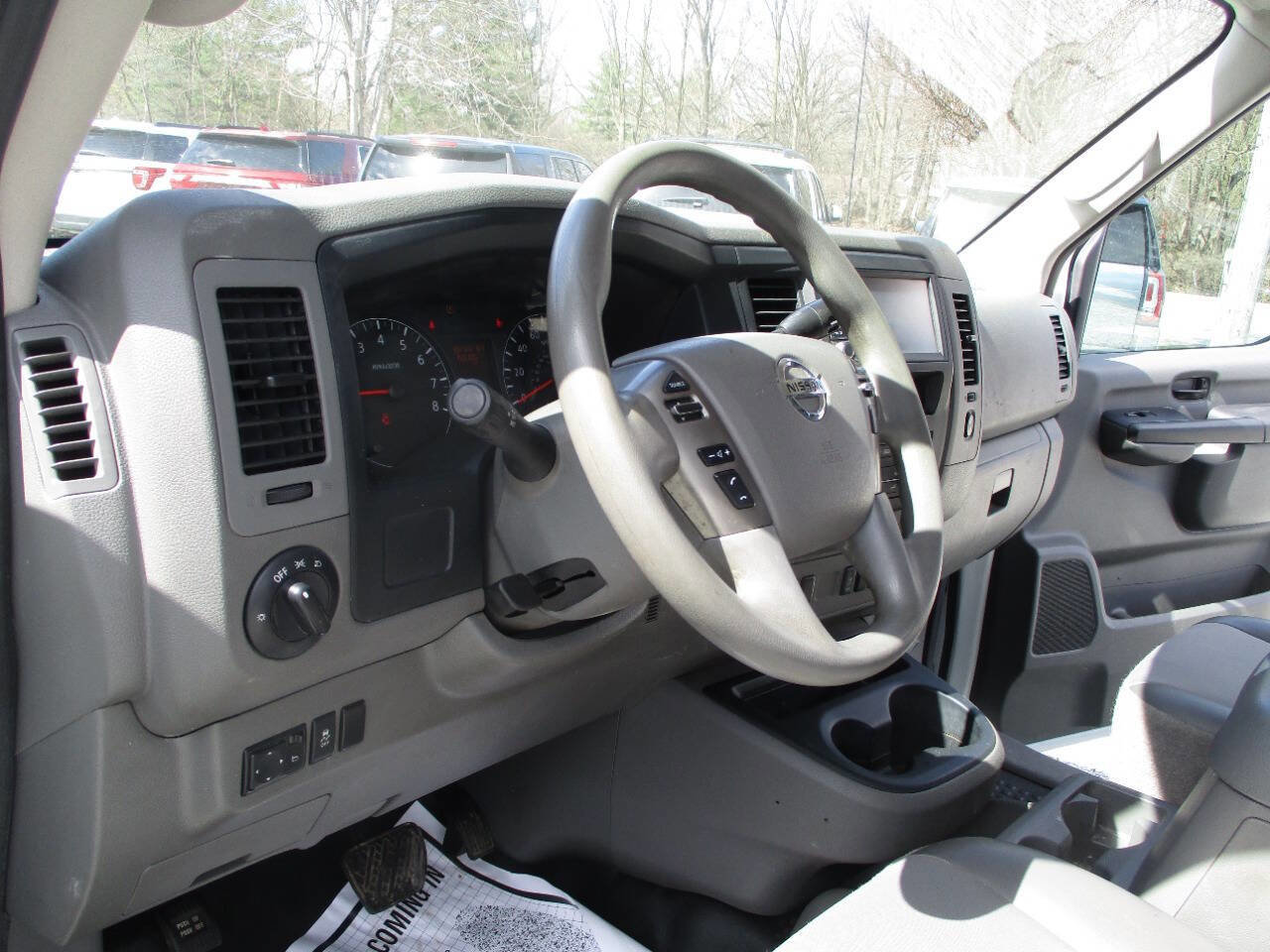 Used 2020 Nissan NV 2500 SV image 18