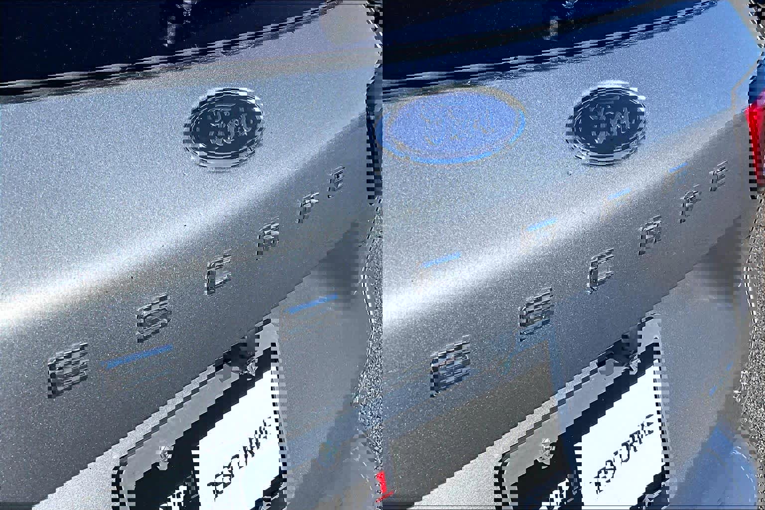 Used 2024 Ford Escape ST-Line image 30