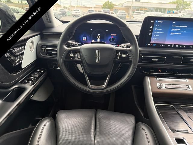 Used 2025 Lincoln Aviator Reserve w/ Equipment Group 201A AWD/4WD image 16