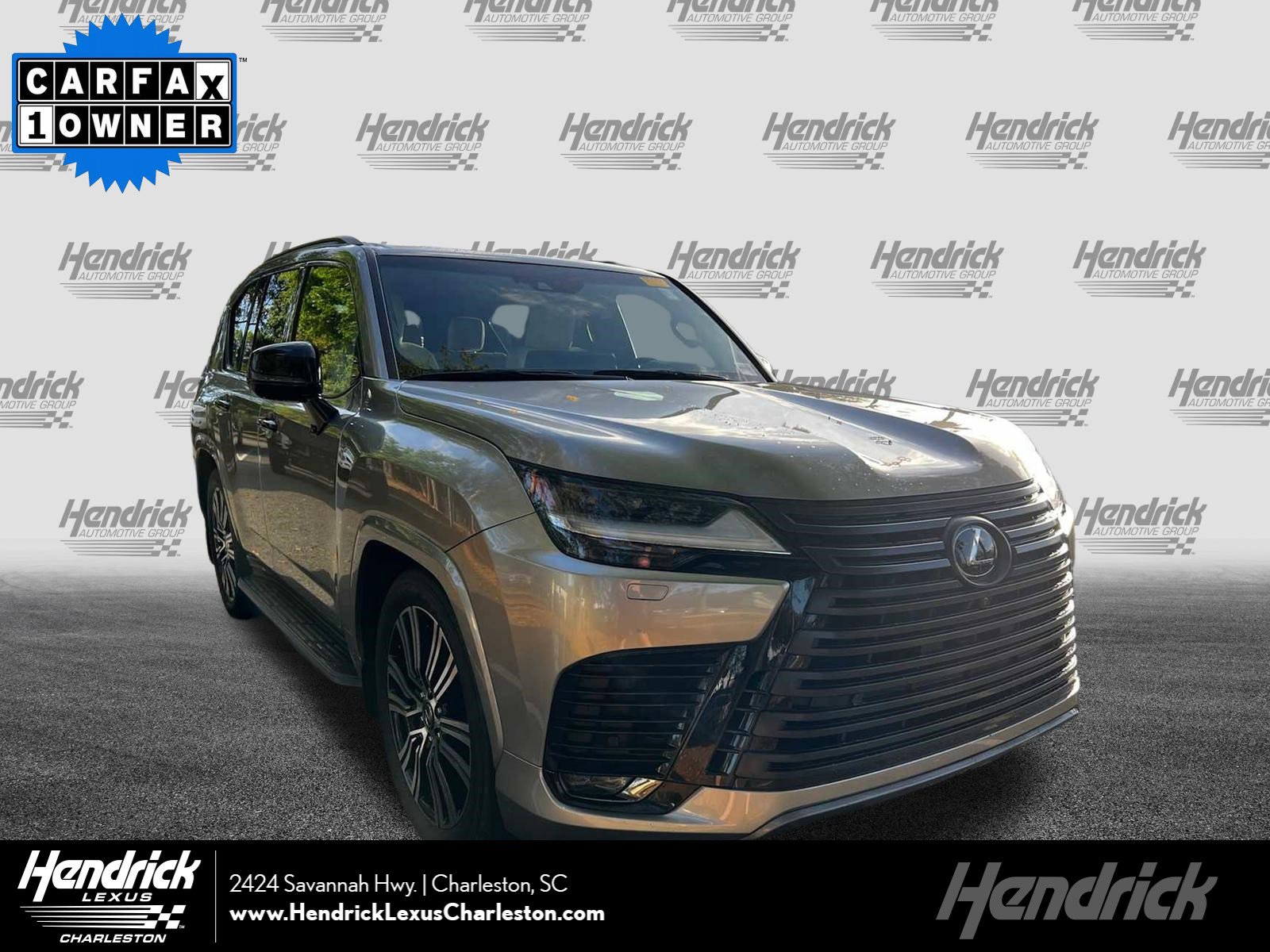 Used 2022 Lexus LX 600 4WD w/ Appearance Package image 1