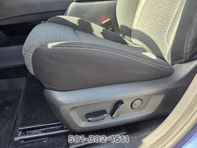 Used 2023 Nissan Rogue SV FWD image 10