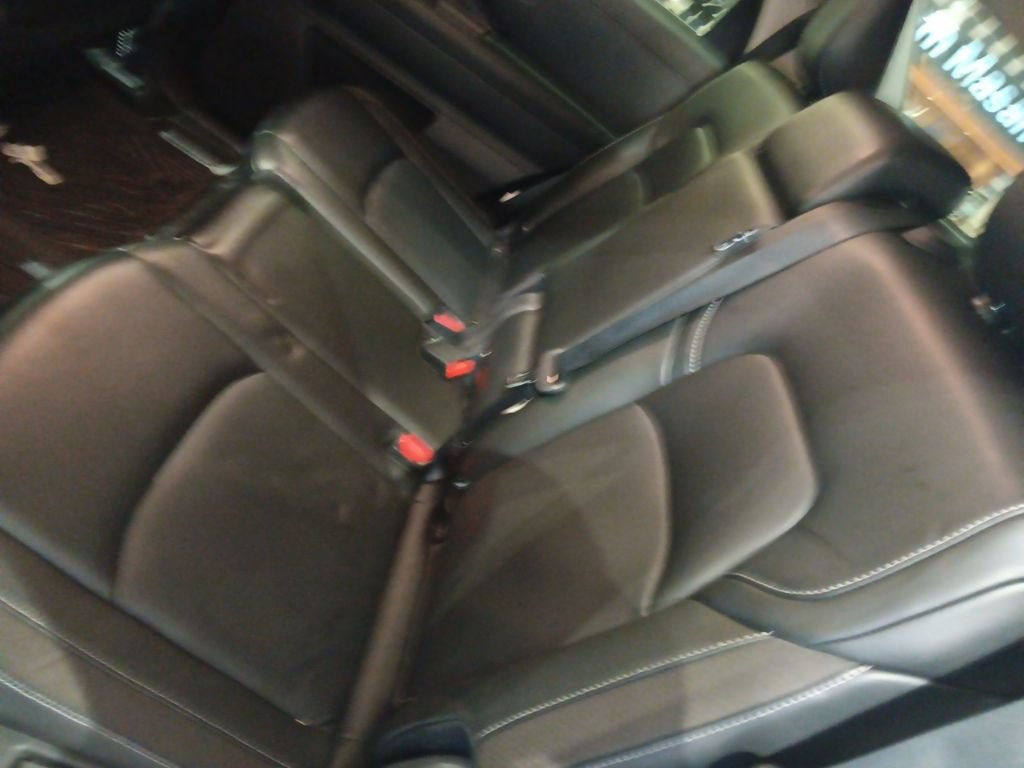 Used 2024 Nissan Pathfinder SL AWD/4WD image 7