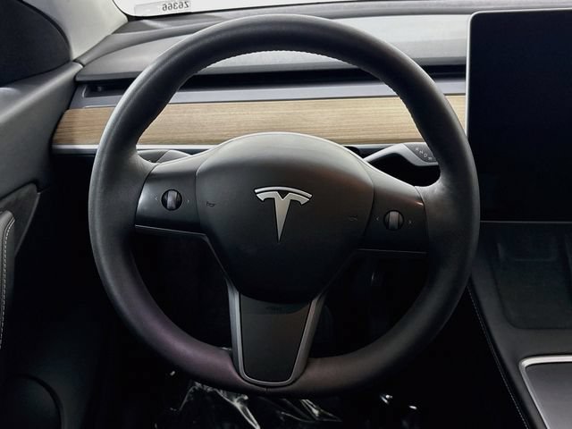 Used 2022 Tesla Model Y Long Range AWD/4WD image 10