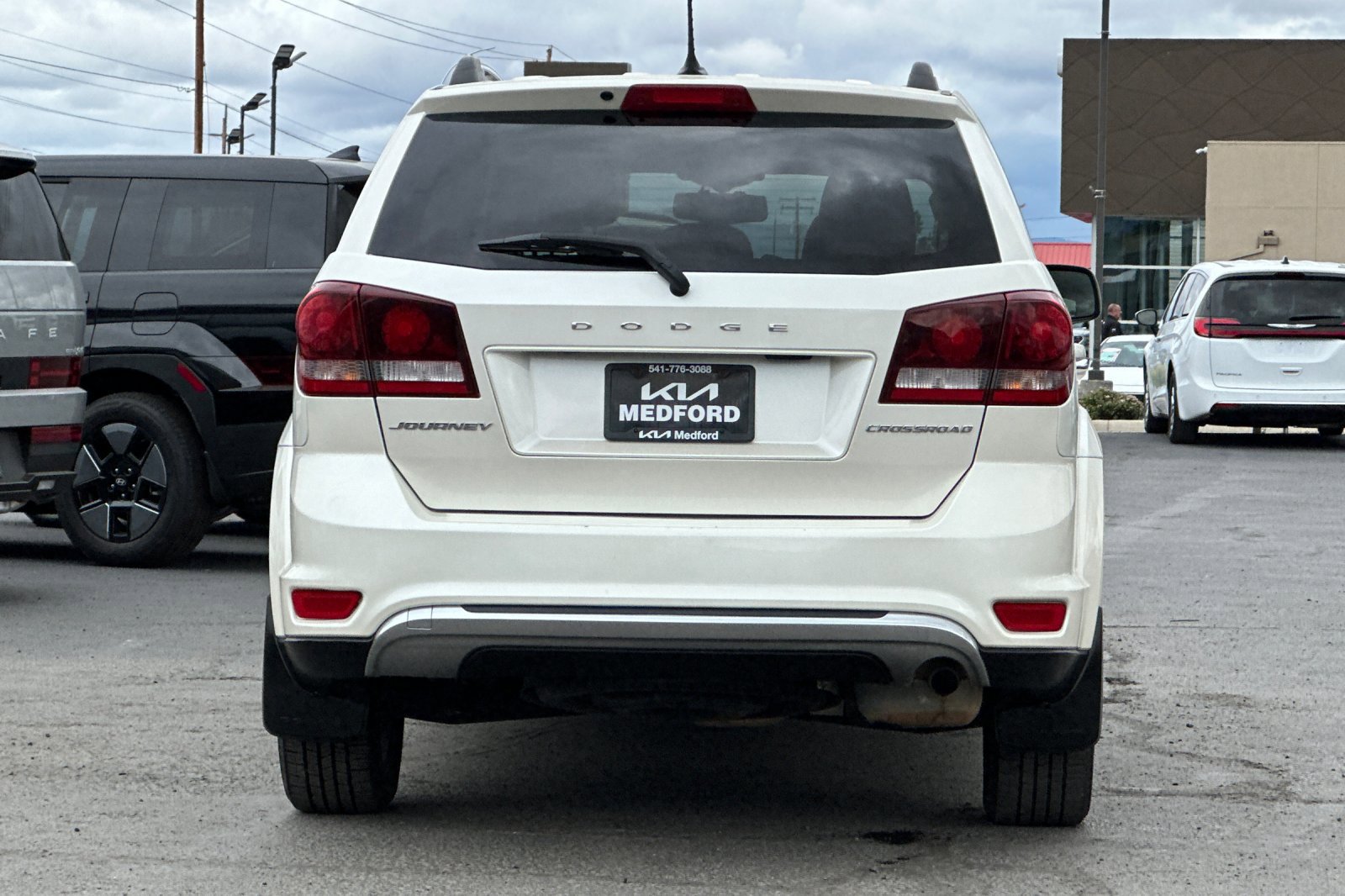 Used 2017 Dodge Journey Crossroad FWD image 5