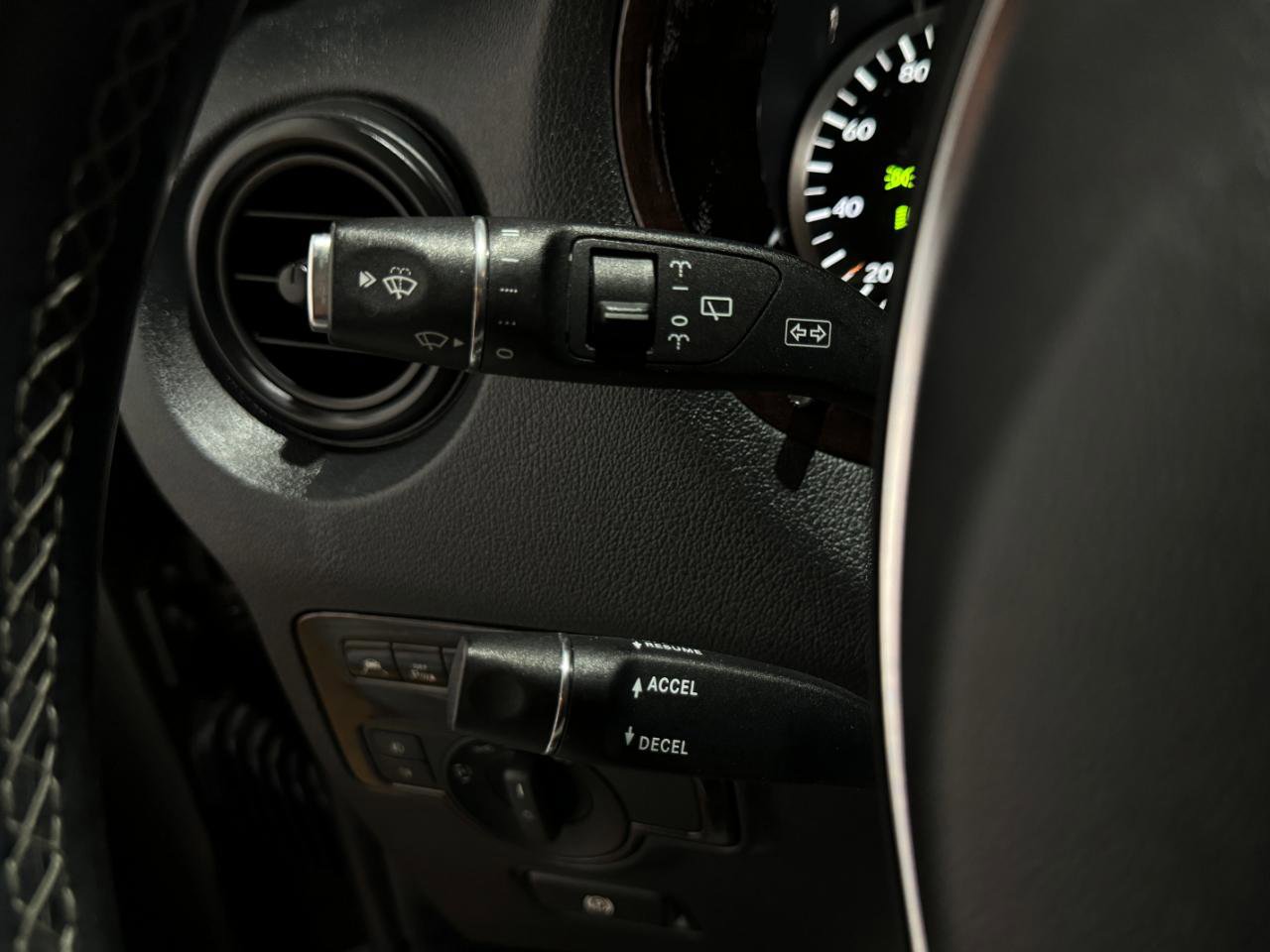 Used 2016 Mercedes-Benz Metris Passenger image 22