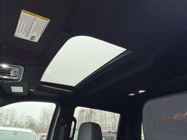 Certified 2024 Chevrolet Silverado 3500 High Country w/ High Country Premium Package image 14