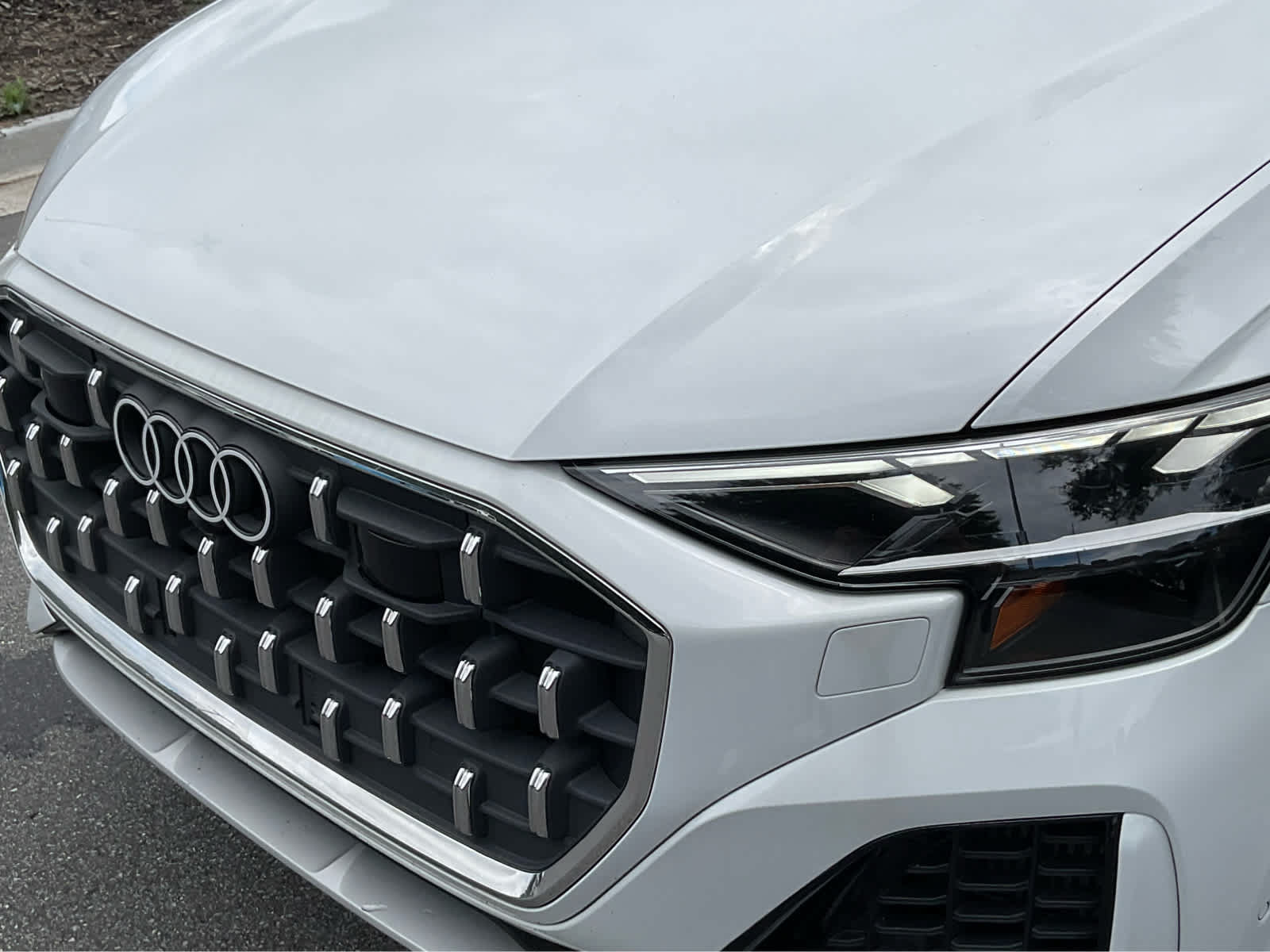 Used 2025 Audi Q8 Premium Plus AWD/4WD image 10