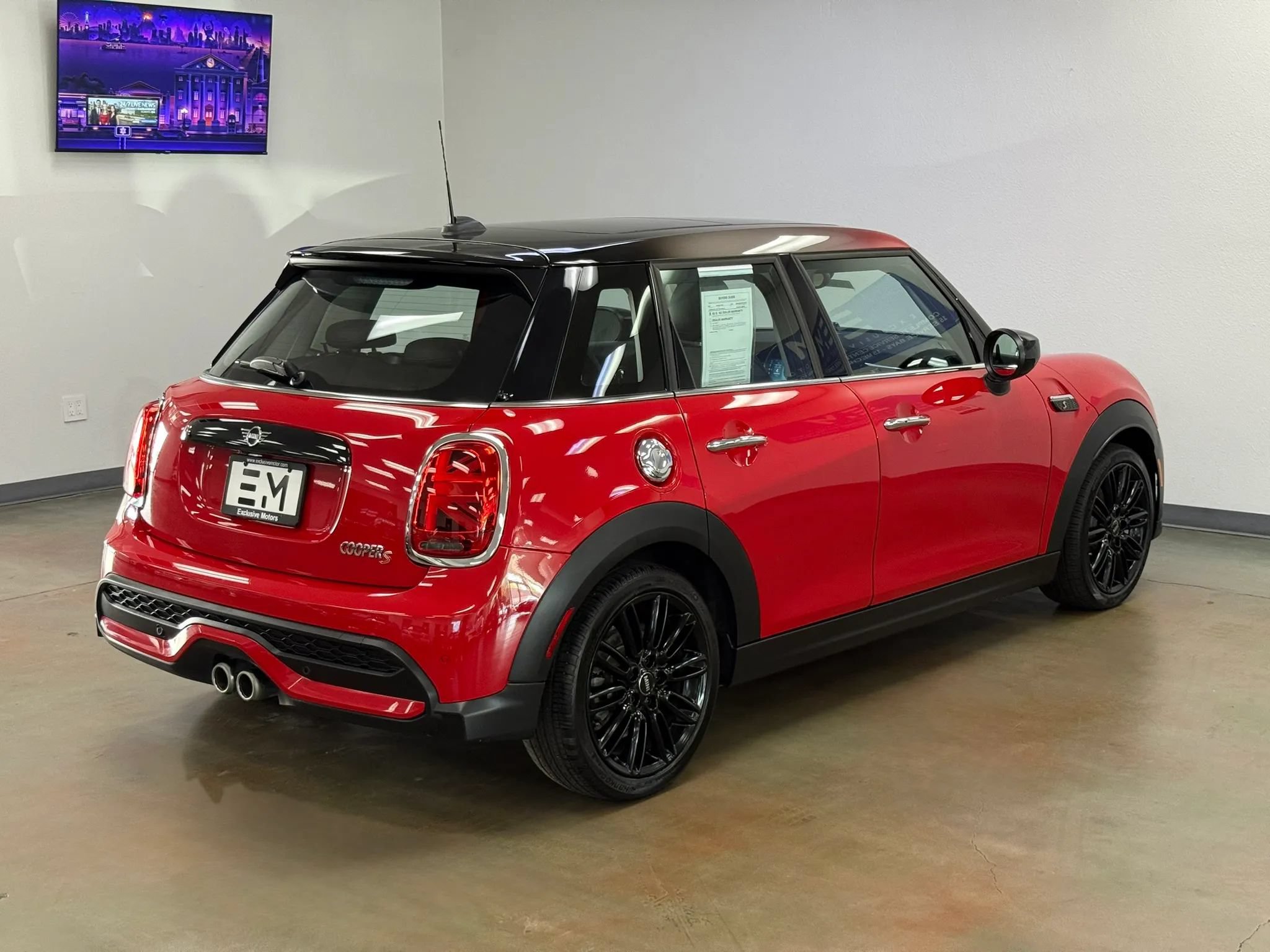 Used 2023 MINI Cooper S FWD image 7