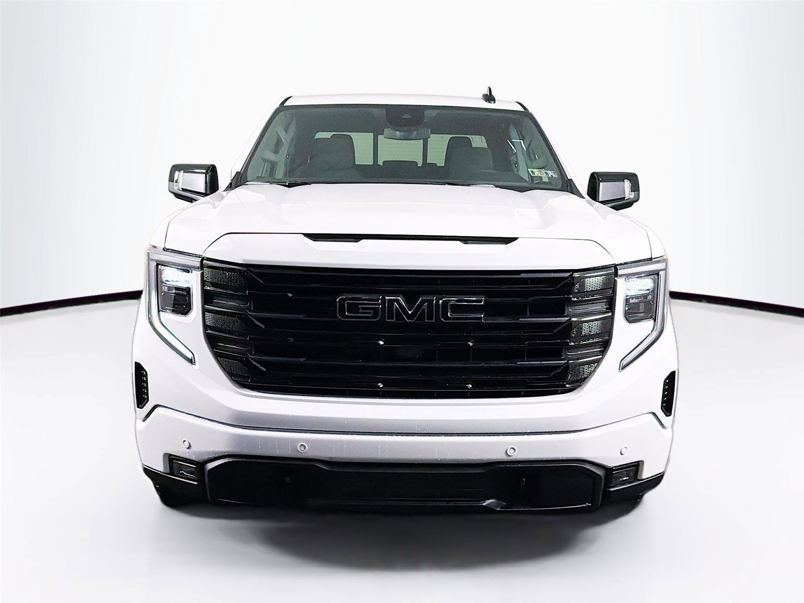 New 2026 GMC Sierra 1500 Elevation image 2