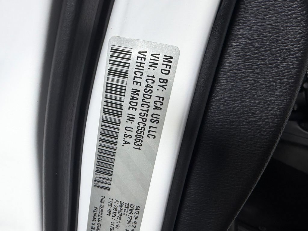 Used 2023 Dodge Durango R/T w/ Tow 'N Go Package AWD/4WD image 34