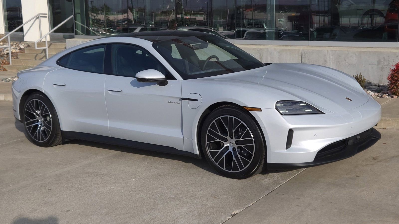 New 2025 Porsche Taycan RWD image 9