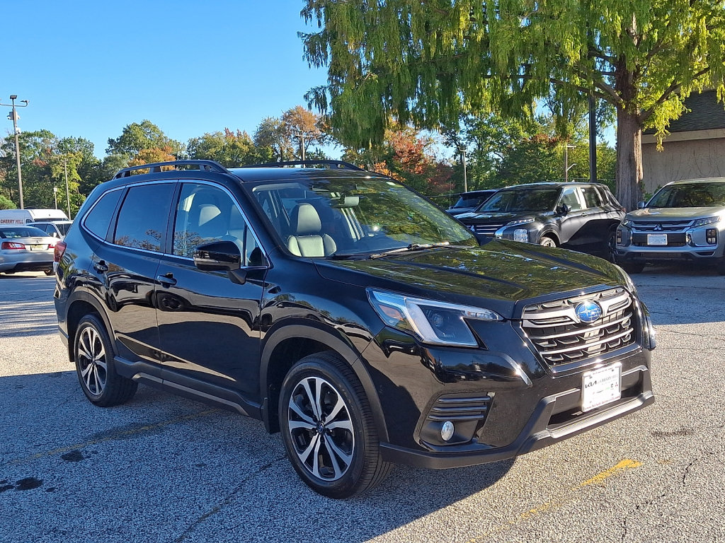 Used 2023 Subaru Forester Limited AWD/4WD image 7