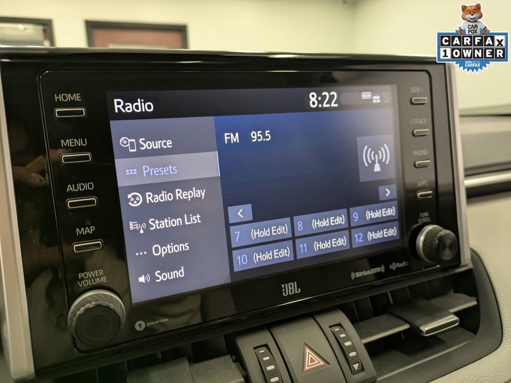 Used 2020 Toyota RAV4 Limited image 13