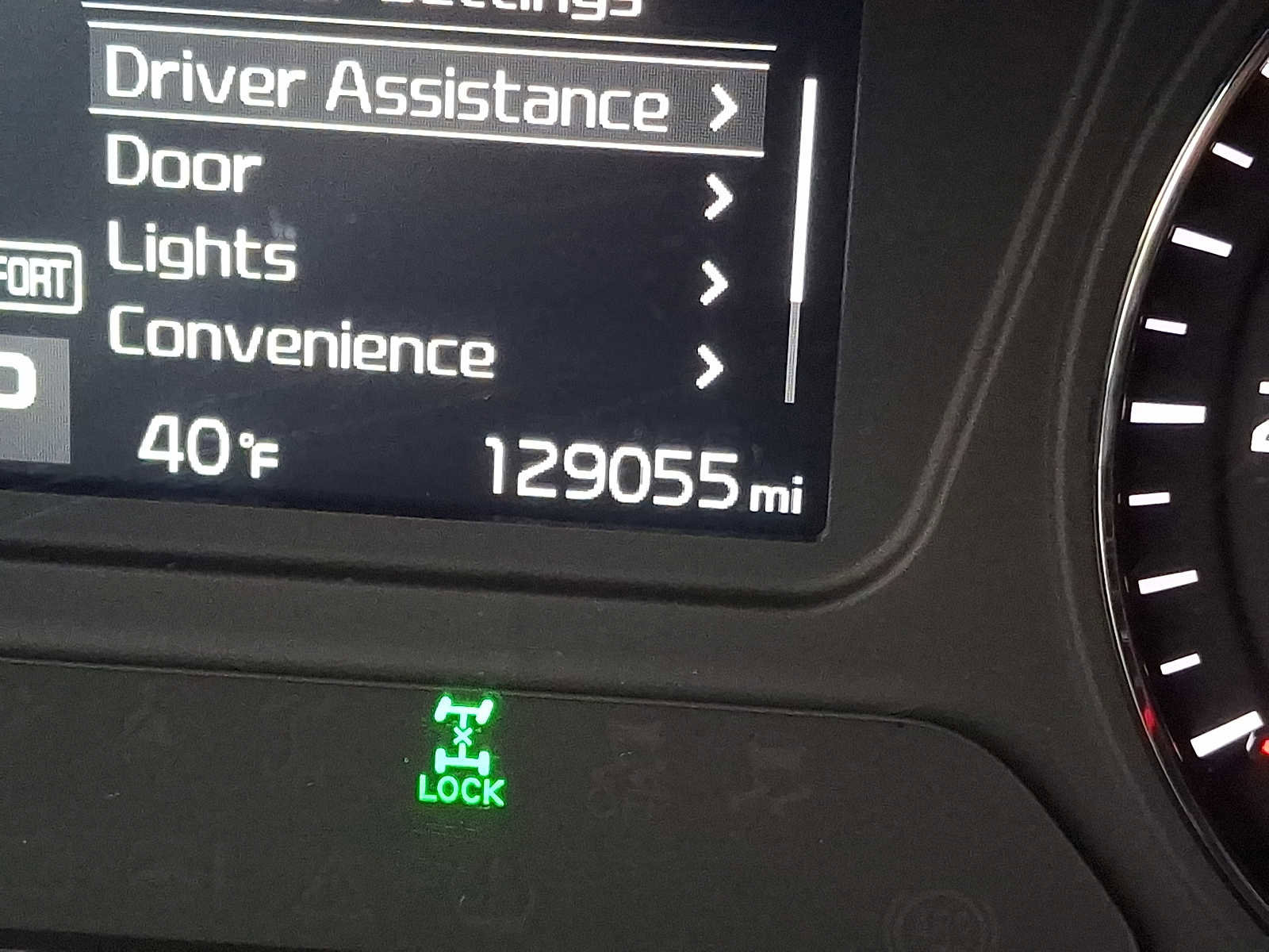 Used 2019 Kia Sorento LX image 16