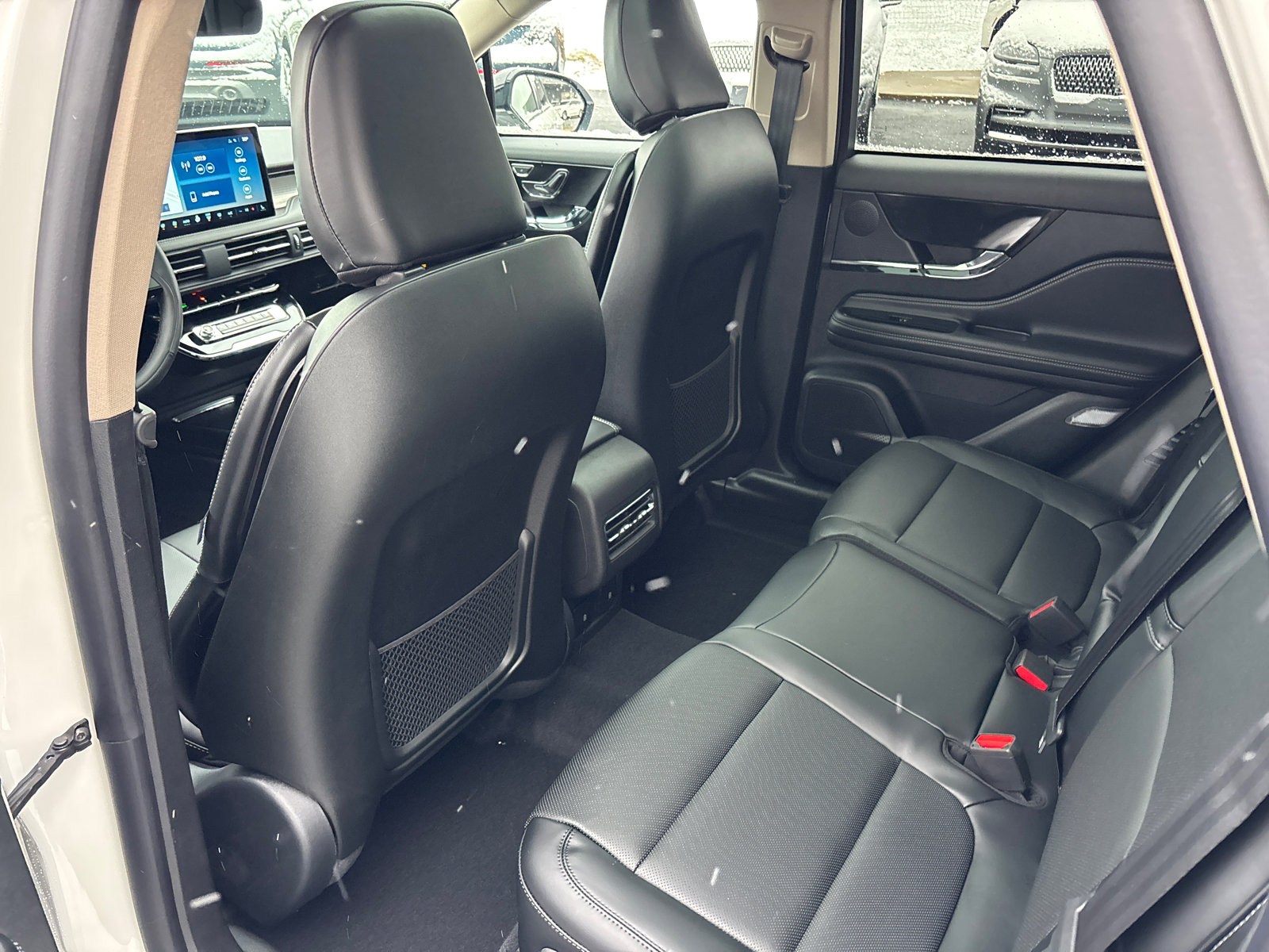 New 2026 Lincoln Corsair Premiere image 28