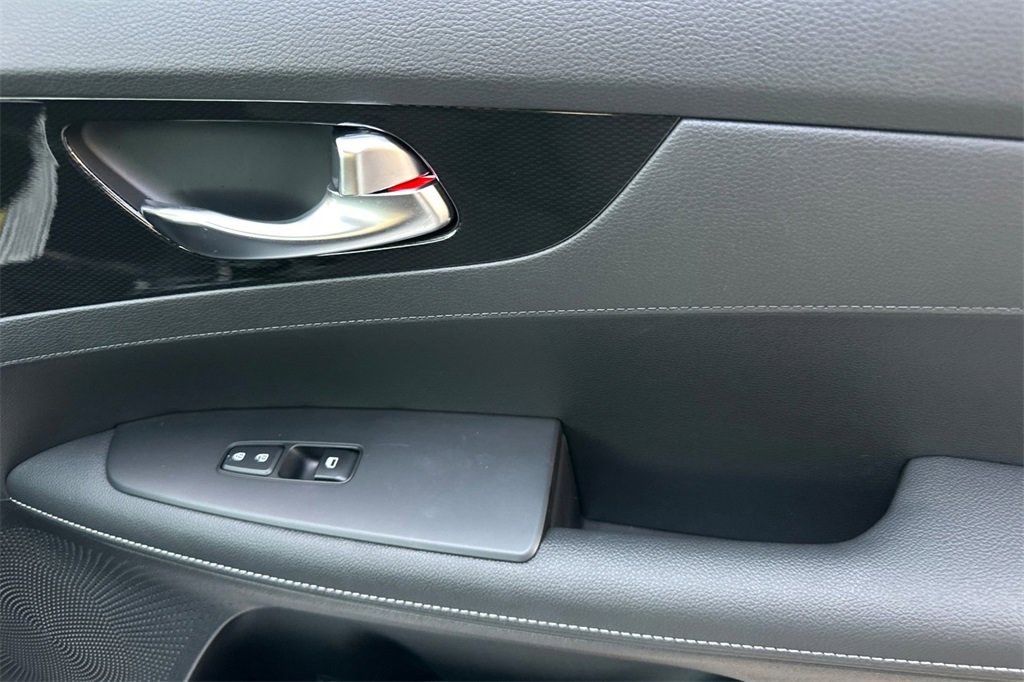 Used 2023 Kia Forte GT-Line image 18