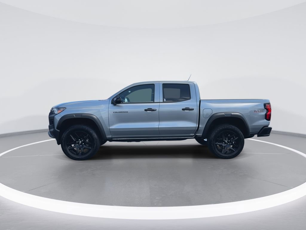 Used 2024 Chevrolet Colorado Trail Boss w/ Advanced Trailering Package AWD/4WD image 5