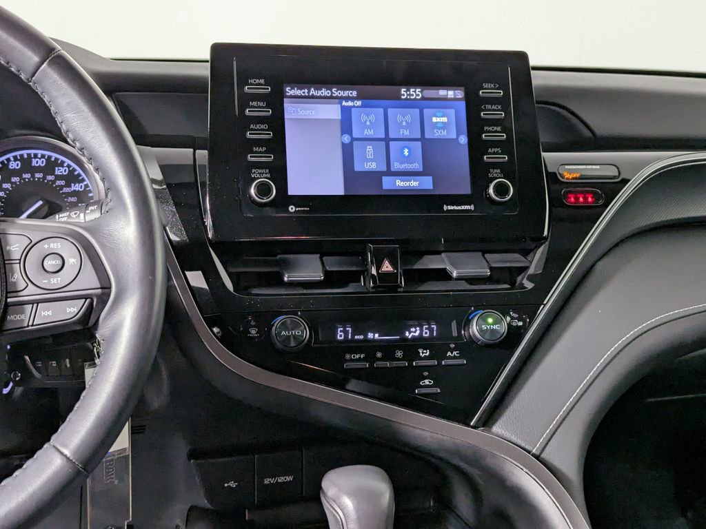 Used 2023 Toyota Camry SE image 17