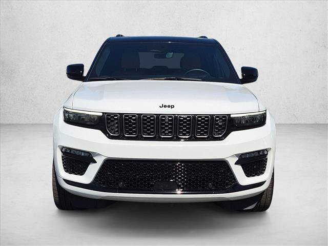 Used 2025 Jeep Grand Cherokee Summit AWD/4WD image 2