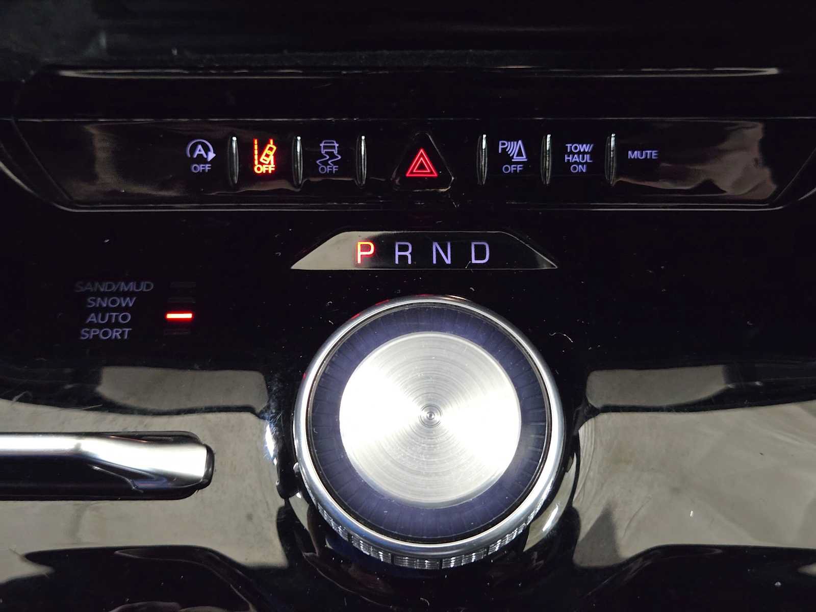 Used 2024 Jeep Wagoneer Series II AWD/4WD image 31