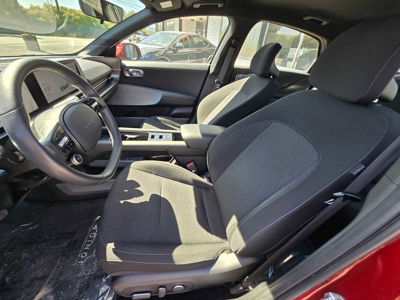Used 2024 Hyundai Ioniq 6 SE RWD image 23