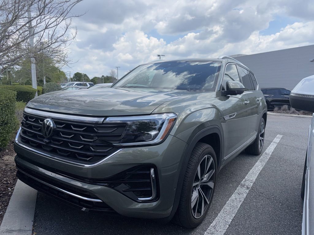 Used 2025 Volkswagen Atlas SEL Premium R-Line