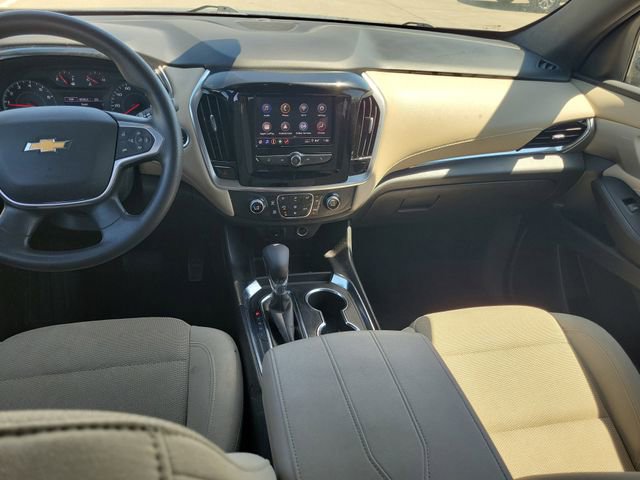 Used 2022 Chevrolet Traverse LS FWD image 11