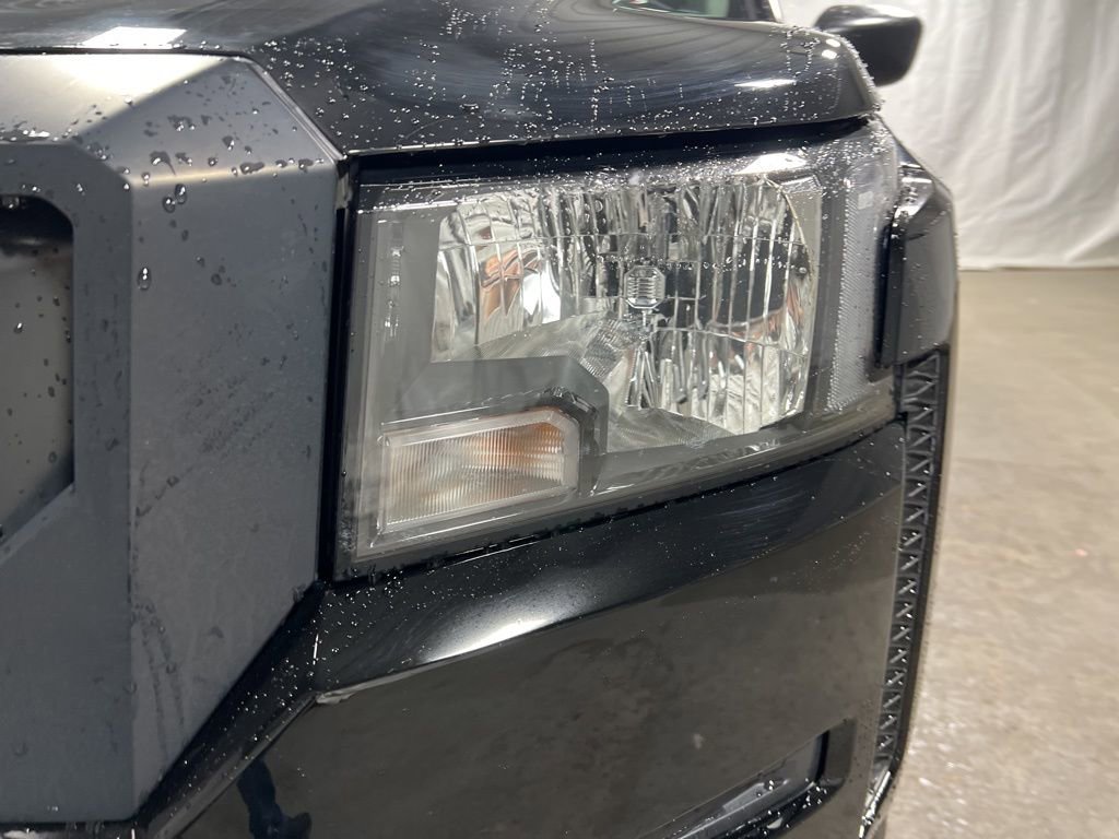 Used 2023 Nissan Frontier S w/ Technology Package image 33