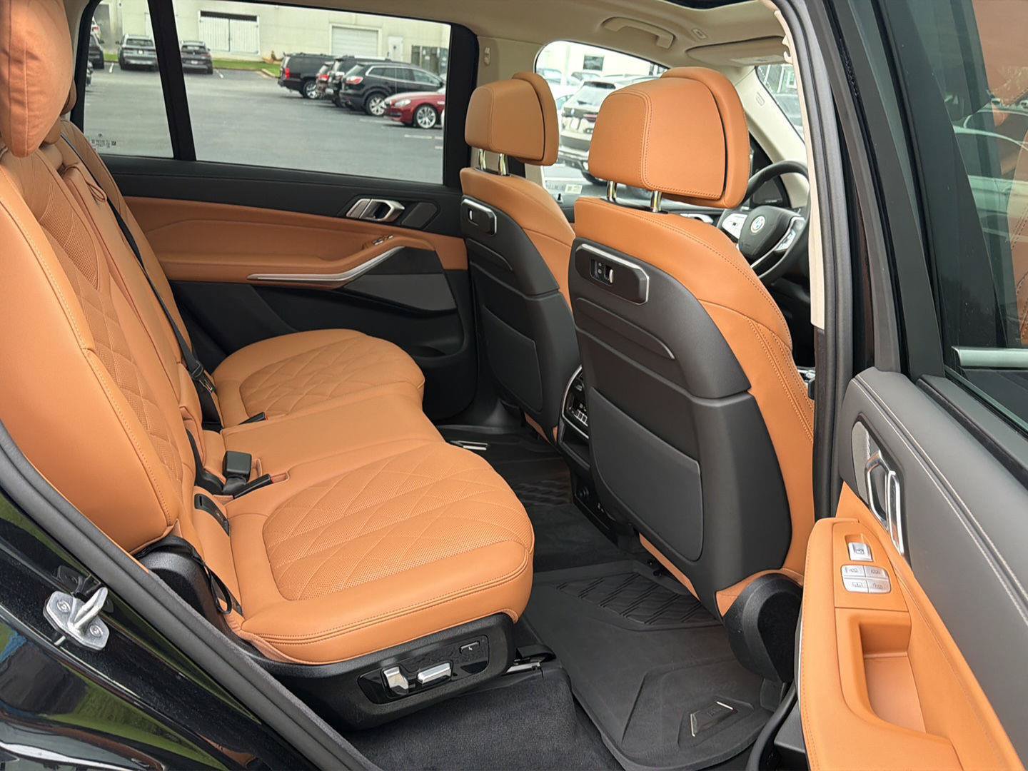 Used 2026 BMW X7 xDrive40i AWD/4WD image 14