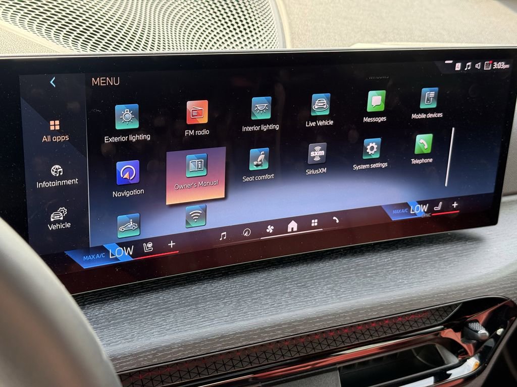 Used 2025 BMW 330i xDrive Sedan w/ M Sport Package image 26