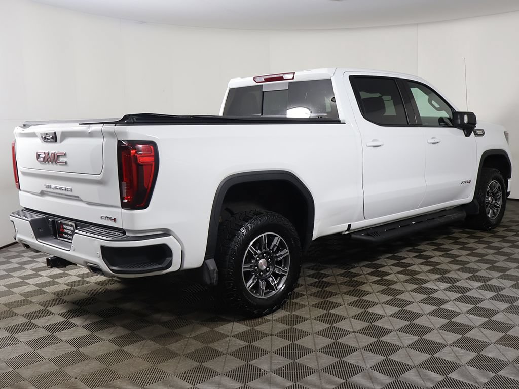 Used 2024 GMC Sierra 1500 AT4 w/ AT4 Preferred Package AWD/4WD image 11