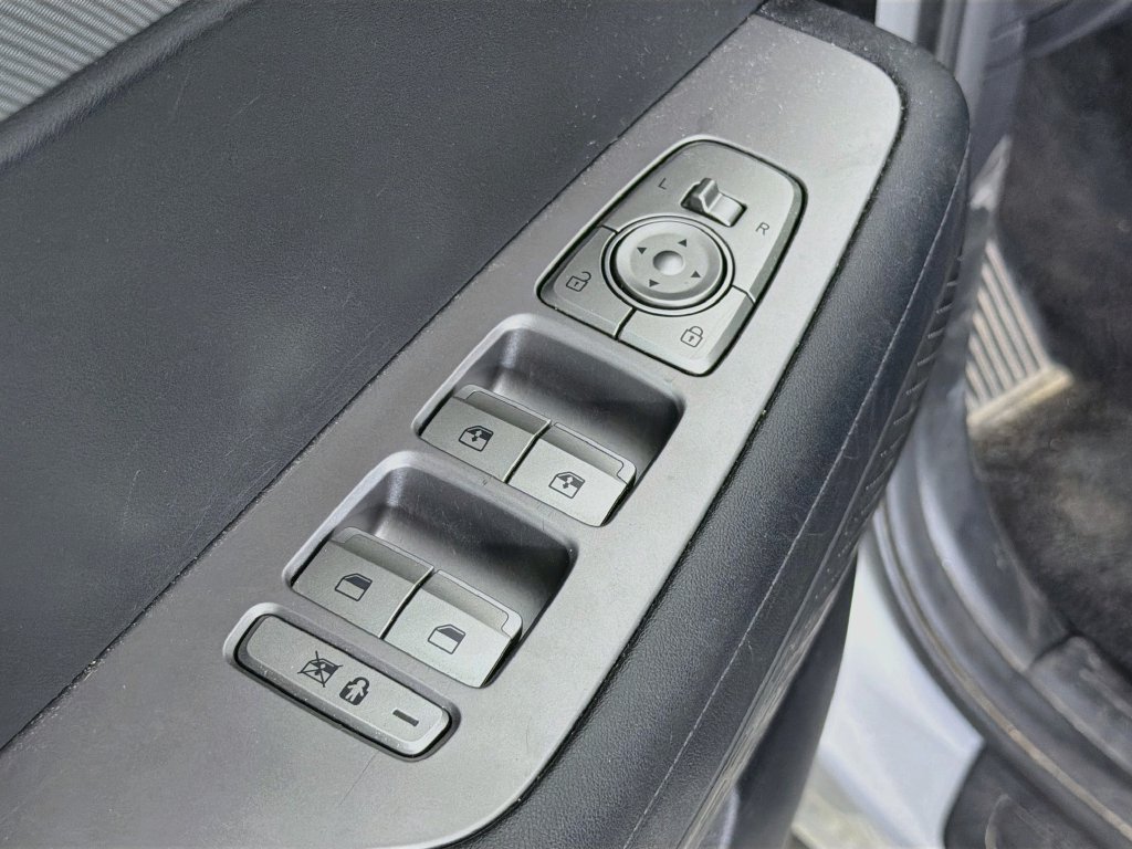 Used 2025 Hyundai Palisade SEL FWD image 22