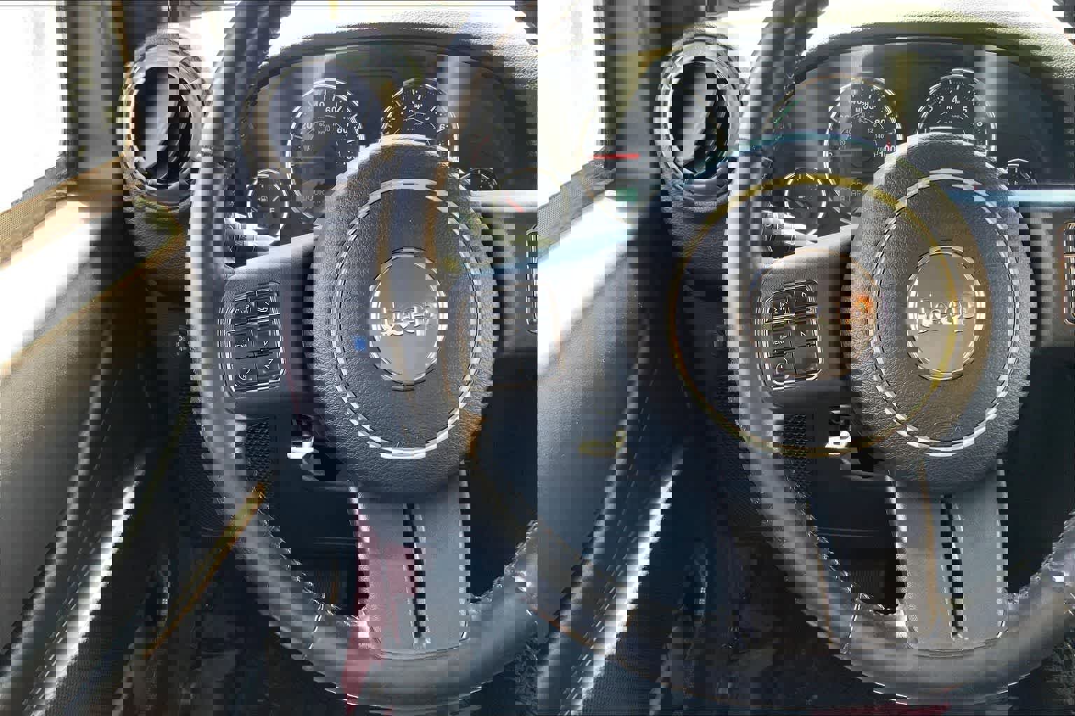 Used 2012 Jeep Wrangler Unlimited Sport w/ Connectivity Group AWD/4WD image 23