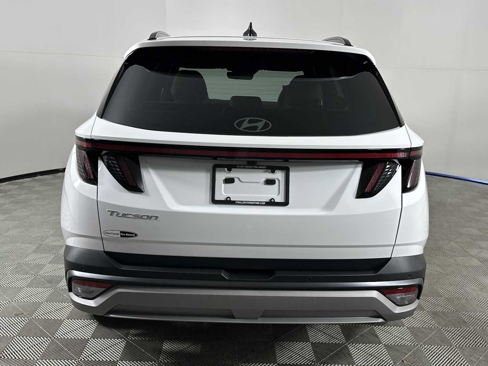 Certified 2025 Hyundai Tucson Limited image 7