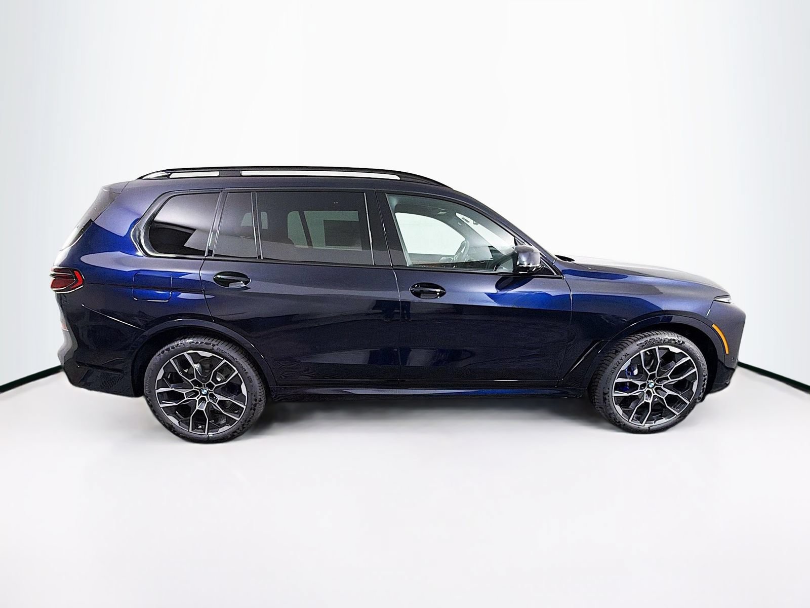 New 2027 BMW X7 xDrive40i w/ Executive Package AWD/4WD image 8