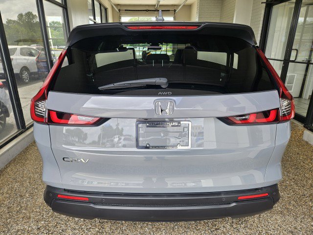 Used 2025 Honda CR-V EX-L image 3