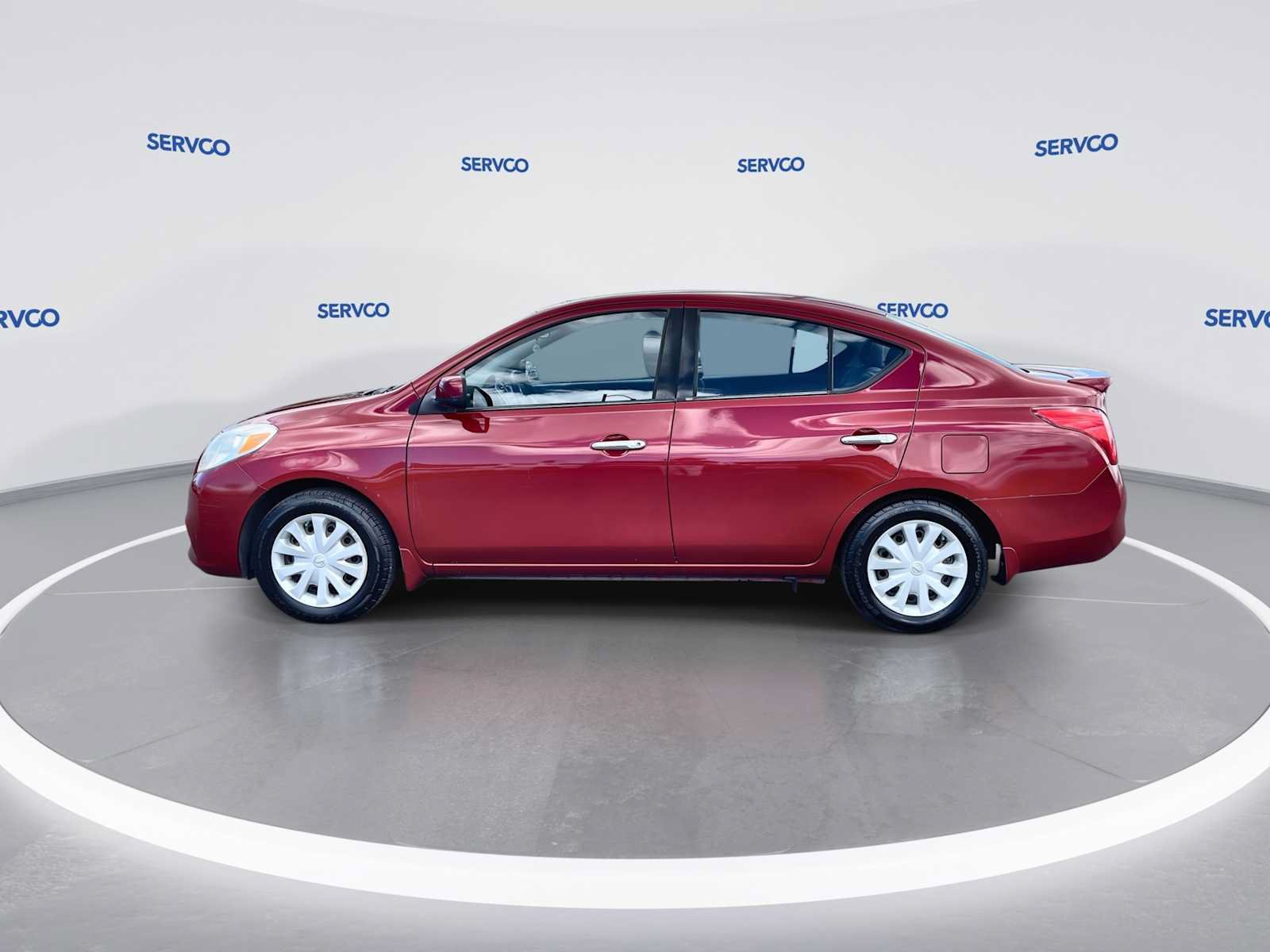 Used 2014 Nissan Versa SV FWD image 5