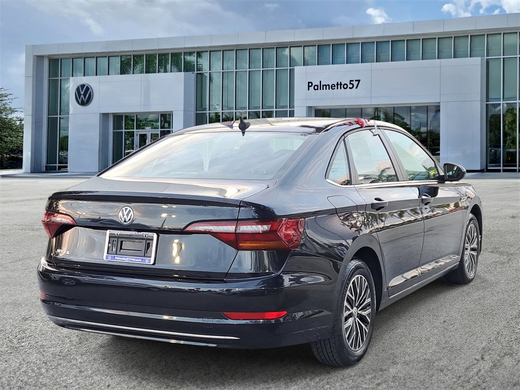 Certified 2019 Volkswagen Jetta SEL image 4